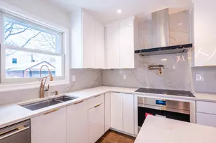 69-61 180th St, Fresh Meadows, NY 11365 - Photo 14