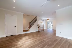 69-61 180th St, Fresh Meadows, NY 11365 - Photo 6