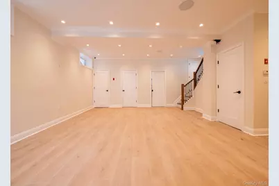 6961 180th Street, Fresh Meadows, NY 11365 - Photo 34