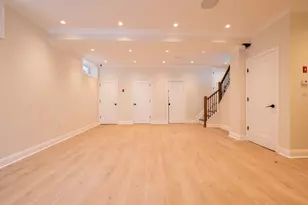 69-61 180th St, Fresh Meadows, NY 11365 - Photo 34