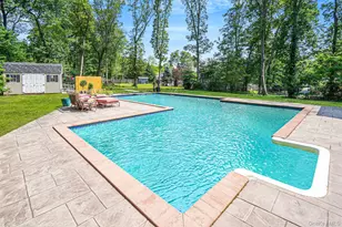 318 Sheep Pasture Rd, East Setauket, NY 11733 - Photo 42