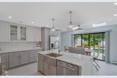 318 Sheep Pasture Road, East Setauket, NY 11733 - Photo 6