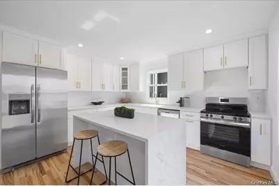 93 Thurton Place #1, Yonkers, NY 10704 - Photo 2