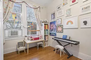 18-40 21st Dr, Astoria, NY 11105 - Photo 26