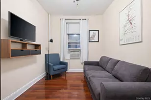18-40 21st Dr, Astoria, NY 11105 - Photo 34
