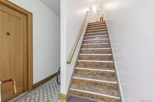 18-40 21st Dr, Astoria, NY 11105 - Photo 36