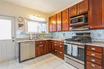 123 Carman Street, Patchogue, NY 11772 - Photo 12