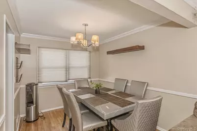 597 Seminole Road, Franklin Square, NY 11010 - Photo 4