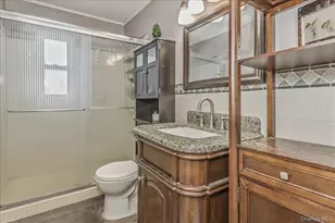 597 Seminole Rd, Franklin Square, NY 11010 - Photo 12