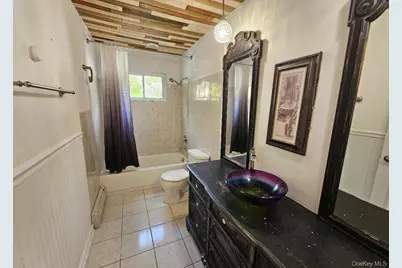 143 N Summit Avenue, Patchogue, NY 11772 - Photo 10