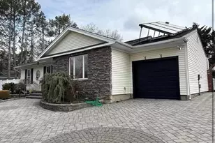 143 N Summit Ave, Patchogue, NY 11772 - Photo 2