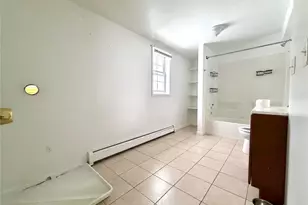 14 Liberty St, Middletown, NY 10940 - Photo 10