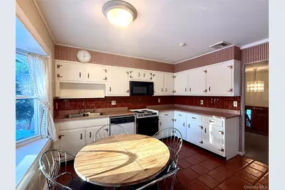 130 Grand Street, Highland, NY 12528 - Photo 2