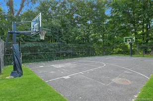 208 Harris Rd, Bedford Hills, NY 10507 - Photo 16