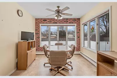 15 Thadford Street, East Northport, NY 11731 - Photo 10