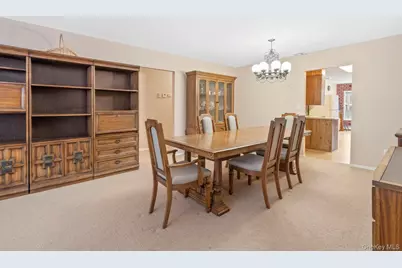 15 Thadford Street, East Northport, NY 11731 - Photo 14