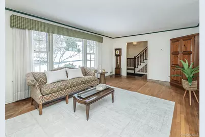 24 Orchard Farm Road, Port Washington, NY 11050 - Photo 6