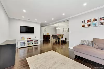 1201 E Broadway #H-23, Hewlett, NY 11557 - Photo 6