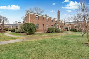 1201 E Broadway, Hewlett, NY 11557 - Photo 38