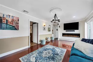 225 Farhan Ln, North Babylon, NY 11703 - Photo 16