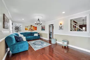 225 Farhan Ln, North Babylon, NY 11703 - Photo 18