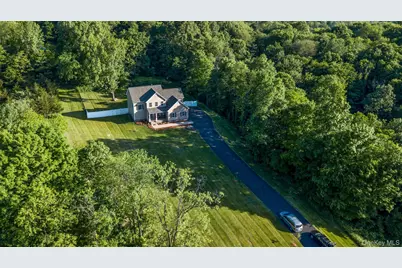 16 Primrose Lane, Chester, NY 10918 - Photo 2