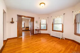 76 Driscoll Ave, Rockville Centre, NY 11570 - Photo 24