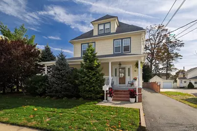 76 Driscoll Avenue, Rockville Centre, NY 11570 - Photo 2