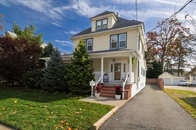 76 Driscoll Avenue, Rockville Centre, NY 11570 - Photo 1