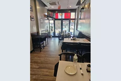 41-06 Green Point, Sunnyside, NY 11104 - Photo 14