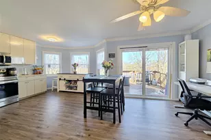 167 Avenue C, Holbrook, NY 11741 - Photo 2