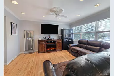 167 Avenue C, Holbrook, NY 11741 - Photo 4