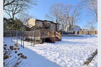 167 Avenue C, Holbrook, NY 11741 - Photo 18