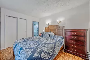 22 Mercury Ln, Levittown, NY 11756 - Photo 20