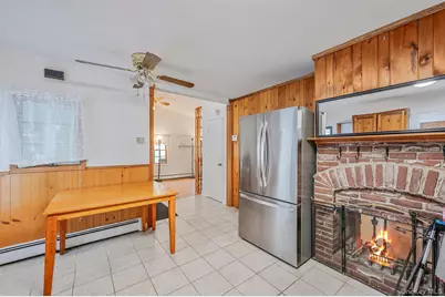 22 Mercury Lane, Levittown, NY 11756 - Photo 18