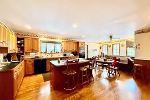 912-918 Hollow Rd, Clinton Corners, NY 12514 - Photo 4