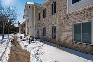 30 El Camino Ct, Coram, NY 11727 - Photo 2