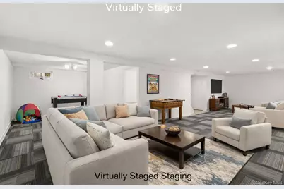 18 Wexford Street, Huntington, NY 11743 - Photo 22