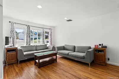 18 Wexford Street, Huntington, NY 11743 - Photo 6