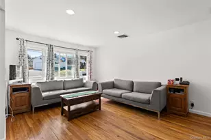 18 Wexford St, Huntington, NY 11743 - Photo 6