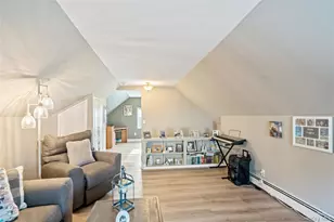 108 Swan Ln, Levittown, NY 11756 - Photo 20