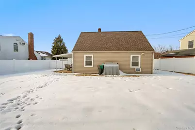 108 Swan Lane, Levittown, NY 11756 - Photo 22