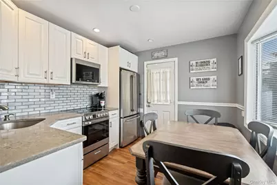 108 Swan Lane, Levittown, NY 11756 - Photo 8