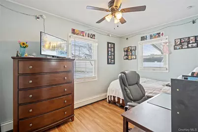 108 Swan Lane, Levittown, NY 11756 - Photo 14