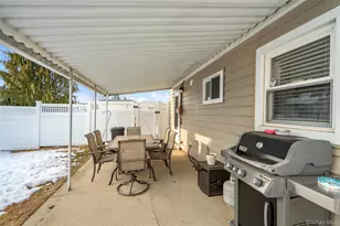108 Swan Ln, Levittown, NY 11756 - Photo 24