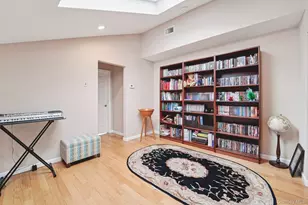 12 Chippewa Ct, Suffern, NY 10901 - Photo 24