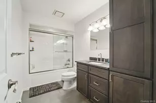 12 Chippewa Ct, Suffern, NY 10901 - Photo 30