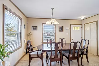 269-15 Union Turnpike, New Hyde Park, NY 11040 - Photo 14