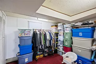 269-15 Union Tpke, New Hyde Park, NY 11040 - Photo 34