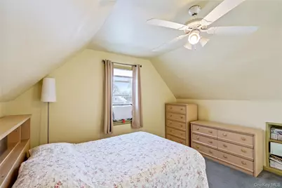 269-15 Union Turnpike, New Hyde Park, NY 11040 - Photo 24